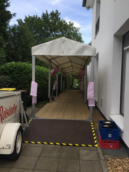 galerie-holzboden-mit-rampe