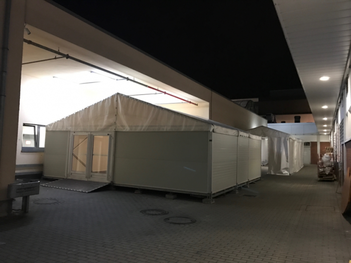 Lagerhalle galerie-lagerzelt