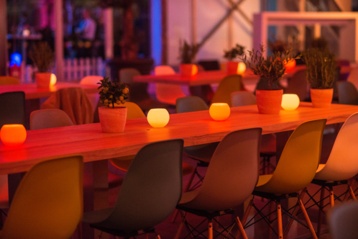 bunte Stühle galerie-bunte-stuehle
