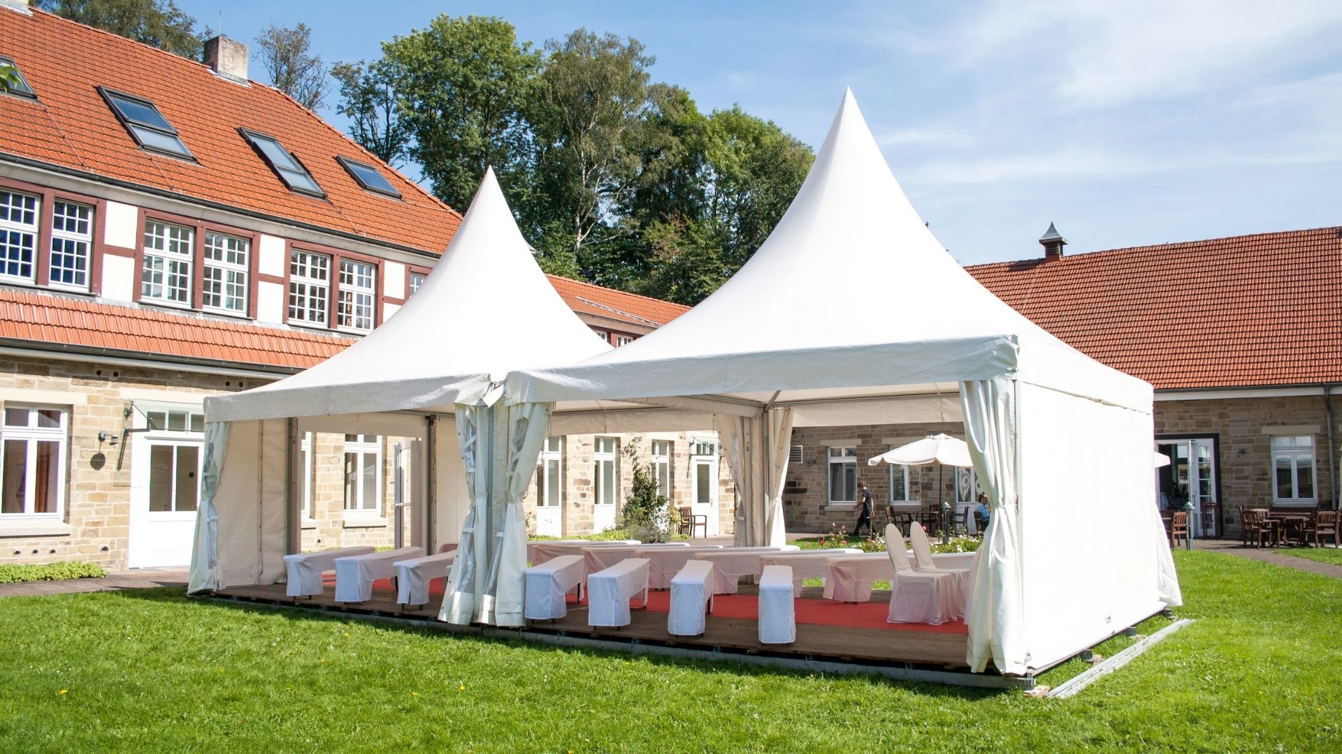 Zeltverleih Essen - Das passende Zelt von Meventa für Ihr Event Zeltverleih Essen - Das passende Zelt von Meventa für Ihr Event